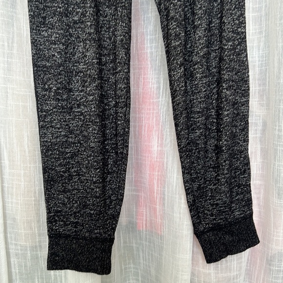 🆑 [4/$20] Old Navy High Waisted Drawstring Sweats - Picture 2 of 6